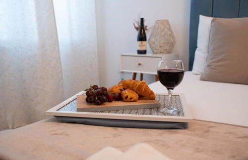 Modern Penthouse with Balcony - Near Beach & Town - Foto 30