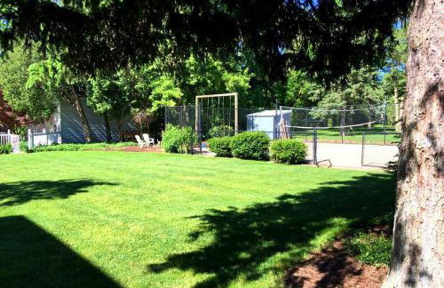 Lovely Cottage Rental with a Pool and Stunning Garden near Grand Rapids in Michigan - Foto 17