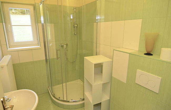 Spacious Villa near Forest in Buchet - Photo 20