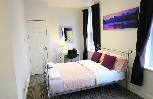 Make yourself at home! Large Rooms, Comfy - Foto 11