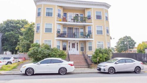 Full Apartment in Lynn - Fits 5 people - Foto 1