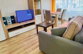 Orange Apartment - Photo 1