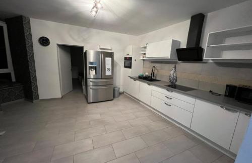 Ferien- & Monteurwohnung zentral Übach-Palenberg 1 - Foto 1