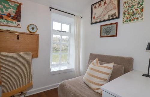 Waterside Cottage - Photo 16