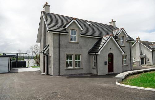 Escape Ordinary at Lily's Pad - Foto 34