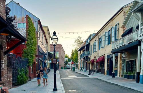 Spacious Cozy and Renovated Mountain Retreat - Foto 57