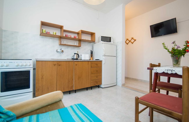 Comfortable Kastel Stafilic Apartment with Balcony - Two Bedroom Apartment with Balcony and Sea View - Foto 17