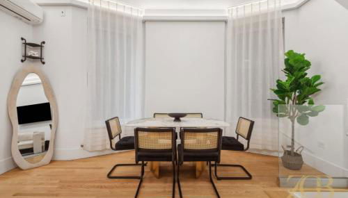 Spacious 1-Bedroom Retreat Near Central Park - Foto 4