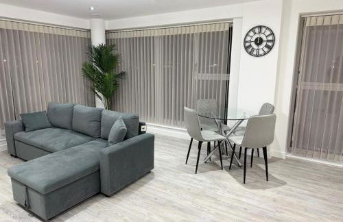 Serenity Waterfront 2 Bed Apartment - Foto 7