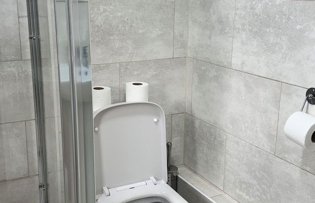 Heathrow Stay 5 Mins to the Terminals - Foto 19