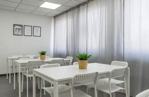 T&K Apartments 6 and 10 Room Apartment in Neuss for big Groups 22min to Fair DUS - Foto 6