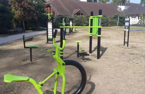 CHARMANT APPARTEMENT à 150 M des THERMES et du CENTRE VILLE - Foto 31