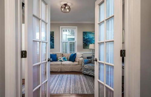 Backyard Oasis- Steps 2 Beach, Private Pool & Bar, Sleeps 16, 7 Bedrooms 5 and a half bathrooms "The Lucky Penny" - Foto 31