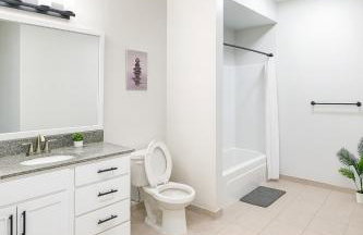 Across from UAB Spacious 2BR Retreat 2nd - Photo 20