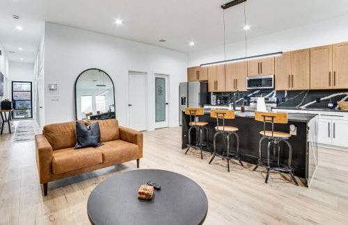 Yard, Patio! Luxe Home Near Top Dallas Attractions - Foto 1