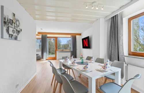 HomeTonight Workers Home - Komfortables Haus für bis zu 9 Monteure - Foto 1