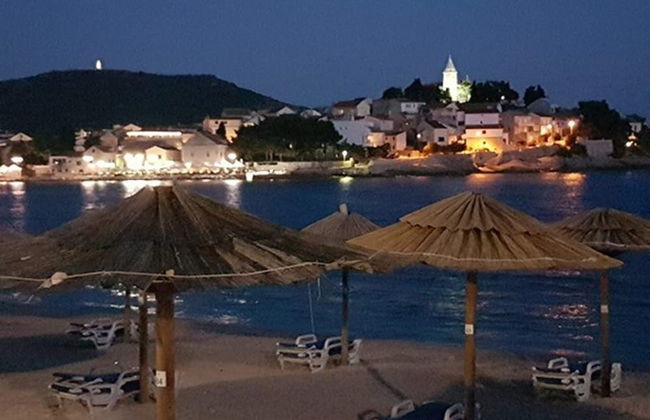 Apartment in Dolac Near the Sea - Foto 34