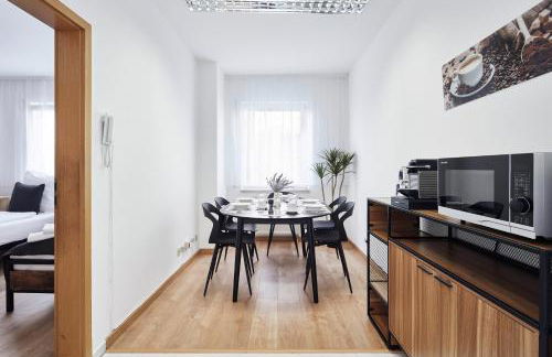 Lemon Suites 1,Apartment im Künstlerviertel - Nähe Innenstadt und UBahn, 2 Zimmer, 3 Einzelbetten und ein Doppelbett - Foto 8