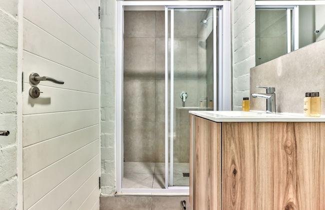 WINK Eaton Square - Photo 27