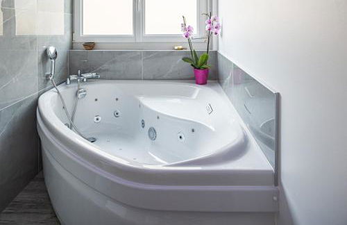 Le Flamboyant - Confort & Rareté - Premium - Photo 37