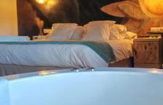 DUO SOMNIA, suites con jacuzzi y chimenea, only adults - Foto 6