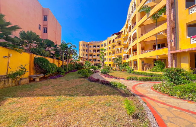 Royal Beachfront Apartments - Foto 10