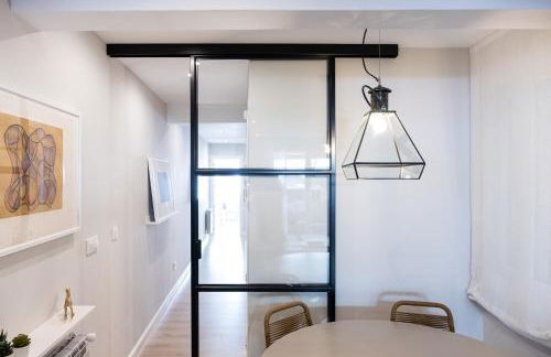 Apartamento de diseño centrico con terraza espectacular - Photo 9