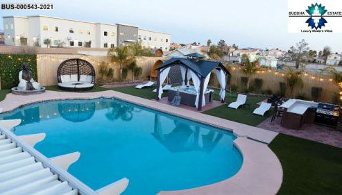 Buddha Mansion Luxury Resort - 8BR Modern, HotTub, Huge pool, Sauna, BBQ grill, Game Room - Foto 2, sunbed