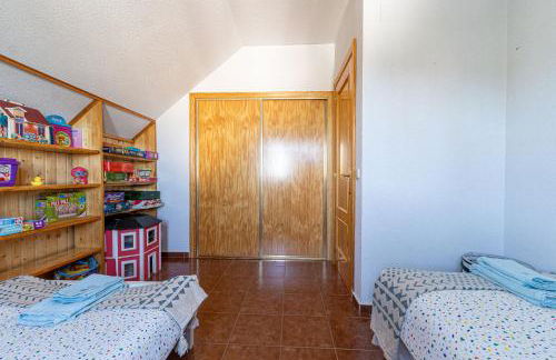 Villa con Jacuzzi exterior y Piscina cubiertos - Foto 55