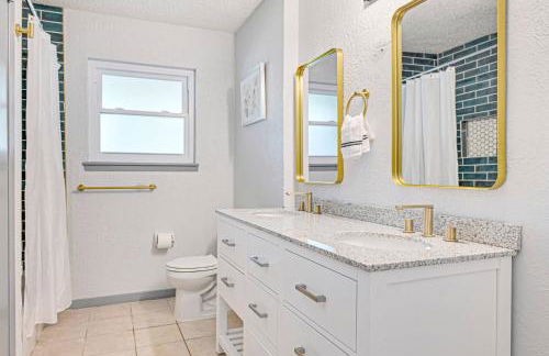 Updated 5BR Baytown Home | Sleeps 12 |Patio&Grill - Foto 27