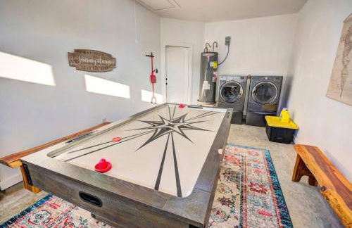 Winters Lodge at Little Ranches 5 min to Square - Foto 25