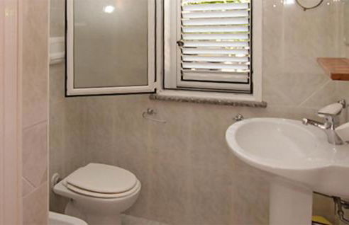 Amazing Apartment In Ricadi With Wifi - Foto 12