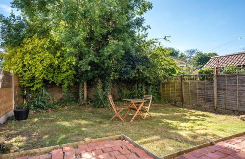 36 Westminster Road Bright & Spacious 2-Bed Home in York with Garden Pass the Keys - Foto 15