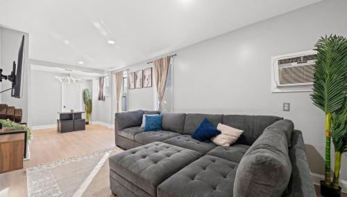 Spacious Luxe Stay Sleeps 16 20 Min to NYC - Foto 3