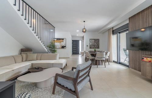 NEW! Luxury Villa Carlotte with 11m pool - Foto 14