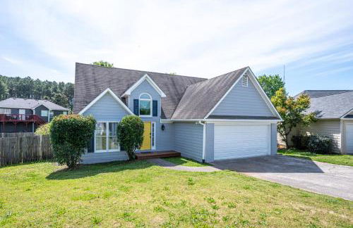 Fully Fenced & Stylish 3BR Near LakePoint Sports - Foto 33