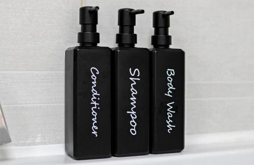 Contractors Dream~POOL TABLE~Close to Luton Airport~Three Double Bedrooms - Foto 17