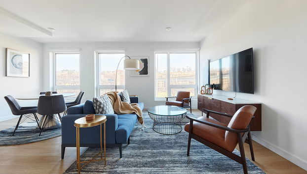 Stylish 2 BR w Roof Deck Access - Mins to NYC - Foto 2, Imagen principal