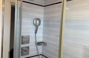 Doppelhaushälfte 125m2 3 Zimmer 2 Badezimmer Küche 5 Schlafplätze nähe Hamburg - Foto 12