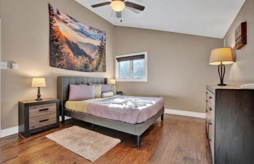 Serene Pocono Escape Hot Tub Lake Access - Foto 3