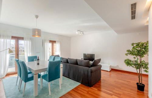 Modern 2 bedroom apt 20 min from city center - Foto 18