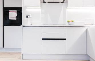 The Kingsmead Loft - Stylish 1BR Top Floor Apt with King or Twin Beds & Free Secure Underground Parking, Central High Wycombe HP13, Sleeps 3 - Foto 17