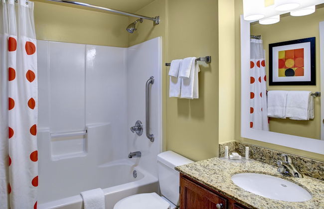 Birch Hill Suites Extended Stay - Blue Ash - Photo 25