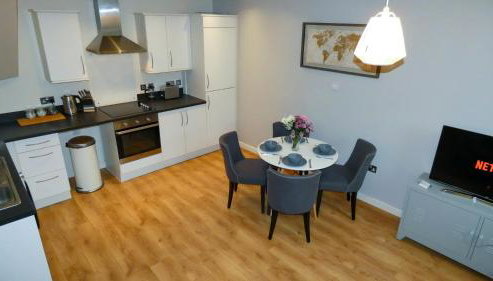 Telford Townhouse with Parking - Foto 4