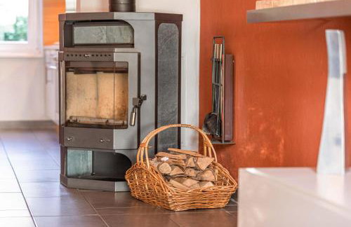 Fischadler - Ferienwohnung mit Terrasse, Kamin, Bootsverleih & Seezugang - Foto 2