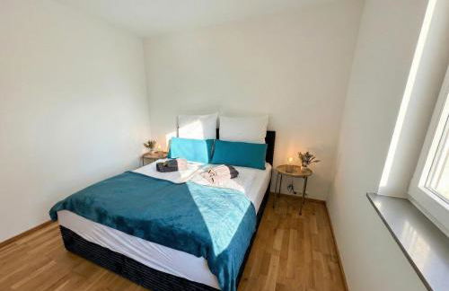 KATIES Apartments bei Regensburg - 3 Zimmer, 6 Personen, Infrarot-Sauna, Disney Plus, Balkon, Grill & Parkplatz - Foto 9