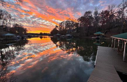 Sunset Pointe by Avantstay Waterfront, Beach, Fire Pit Sleeps 14 5bdr 4BA - Foto 16