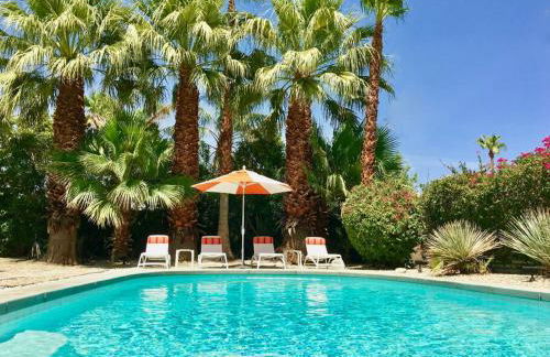 Live the Mid Mod Life at Mariposa Palms - Foto 20