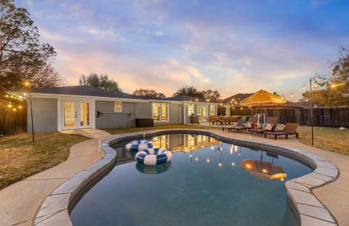 Texas Willow Ranch - Epic Luxury Retreat with Pool, Game room, Soccer, BBQ, Fire table - Foto 80