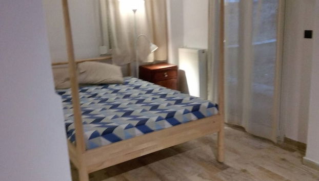 Center Apartment With Private Yard Yr11 - Foto 2, Habitación